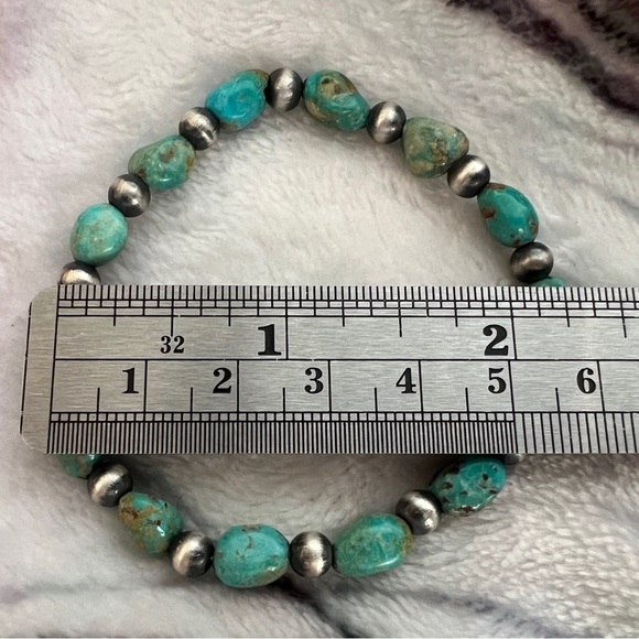 ❤️ 8mm Desert Pearl Turquoise Navajo Influenced Stretchy Bracelet for Stacking - Picture 7 of 15